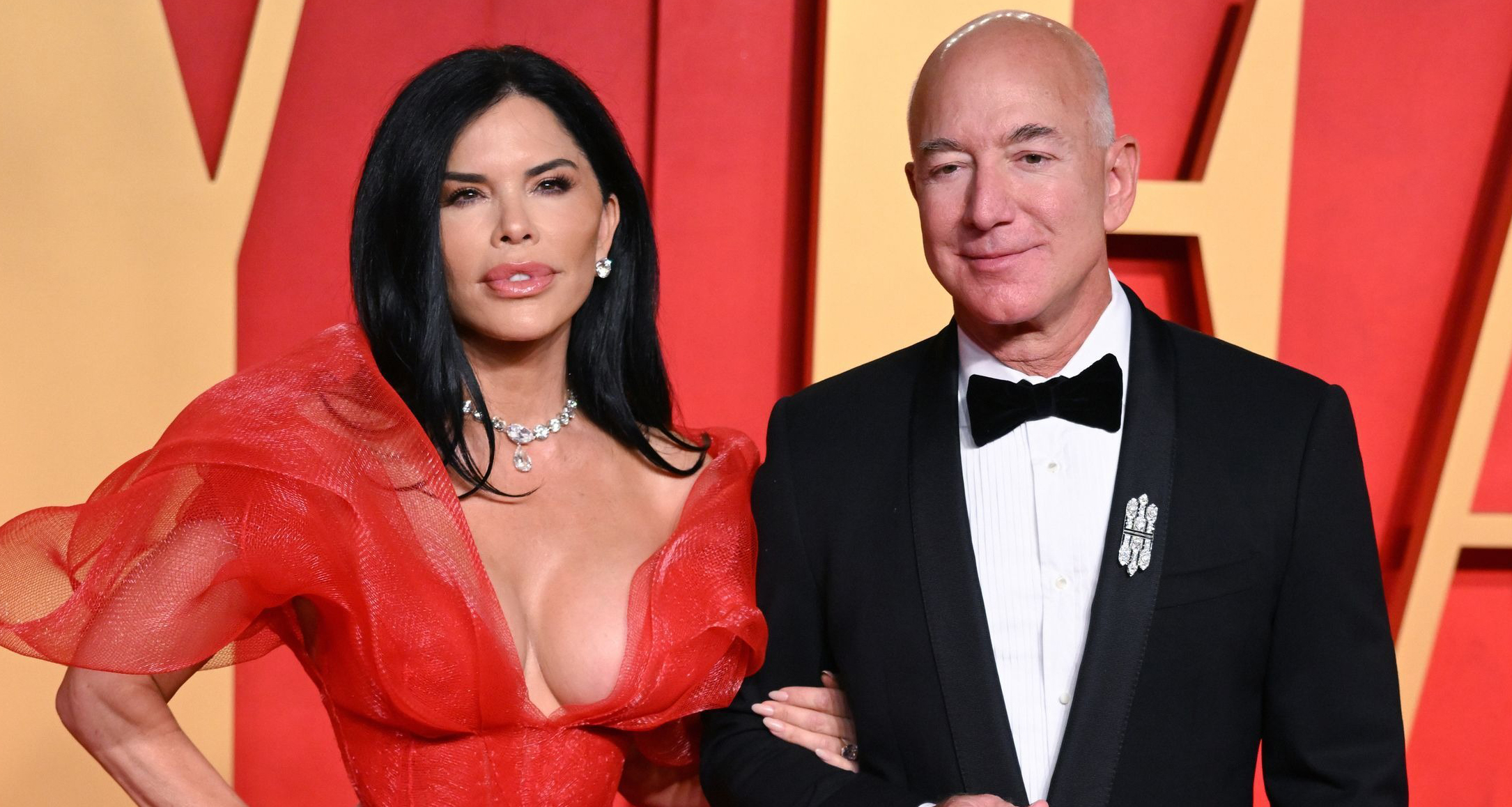 चर्को विरोधपछि जेफ बेजोस र लरेन सान्चेजको बिवाह पार्टीको स्थान परिवर्तन