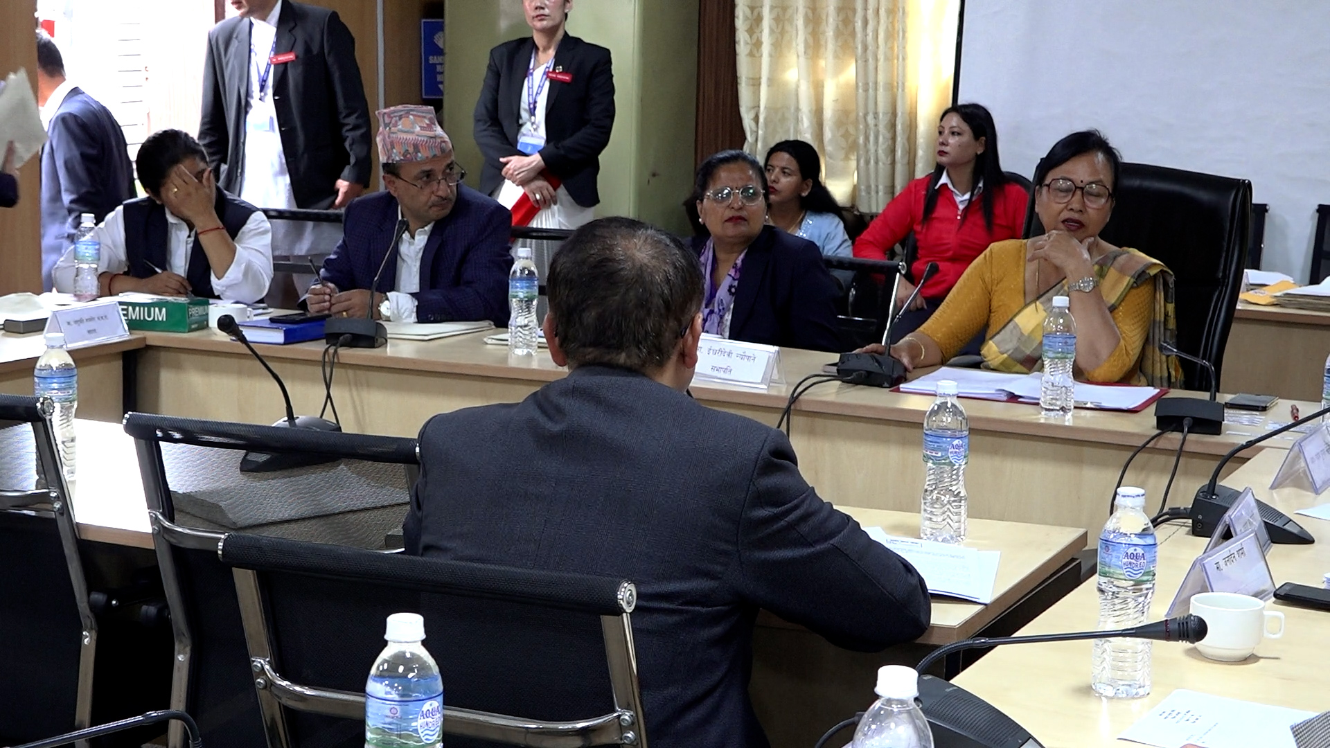 संसदीय समितिमा न्यायाधीशहरू विरुद्ध परेको उजुरीबारे छलफल