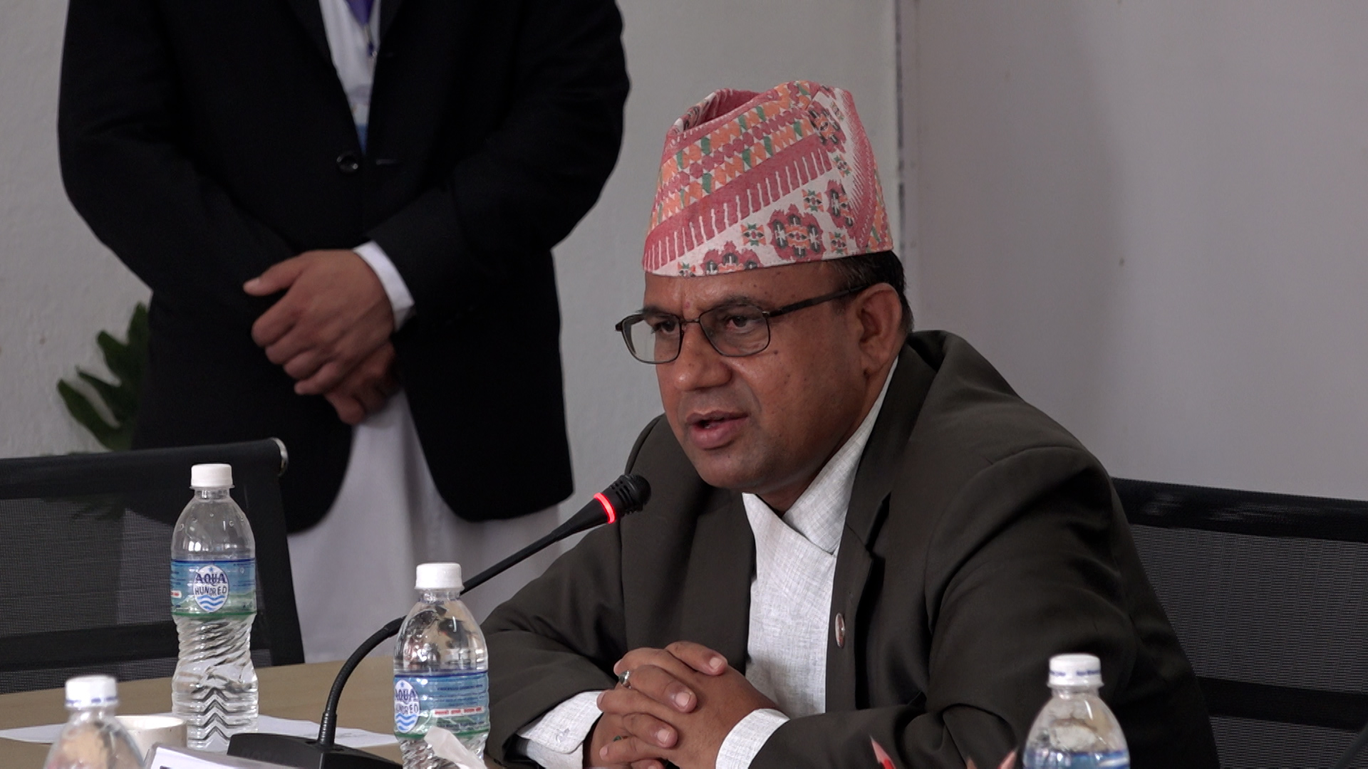 विधेयकले संस्थालाई टुक्रयाउने नभई व्यवस्थित पार्नेछ : मन्त्री पाण्डे