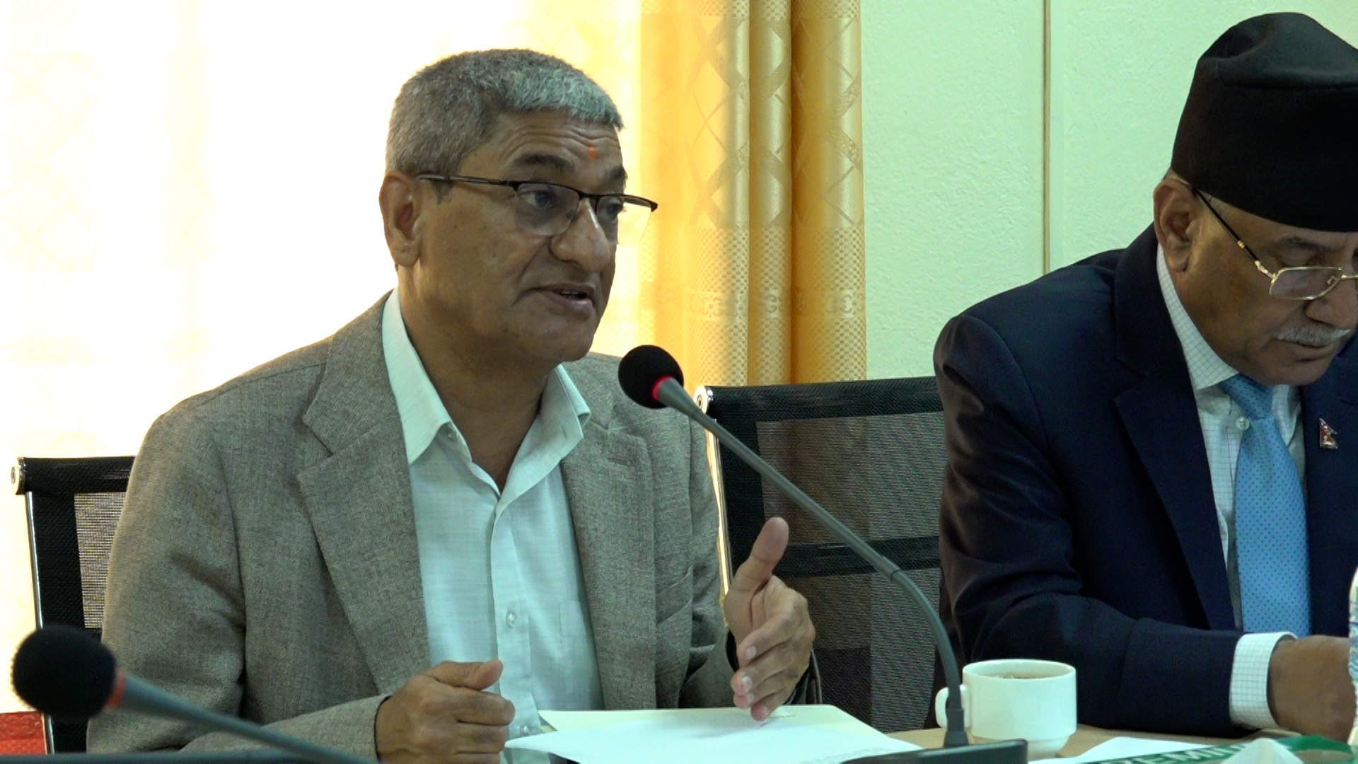 प्रहरी ऐन संशोधन प्रदेश प्रहरीका विषयहरु समावेश गरिने छ : गृहमन्त्री लेखक