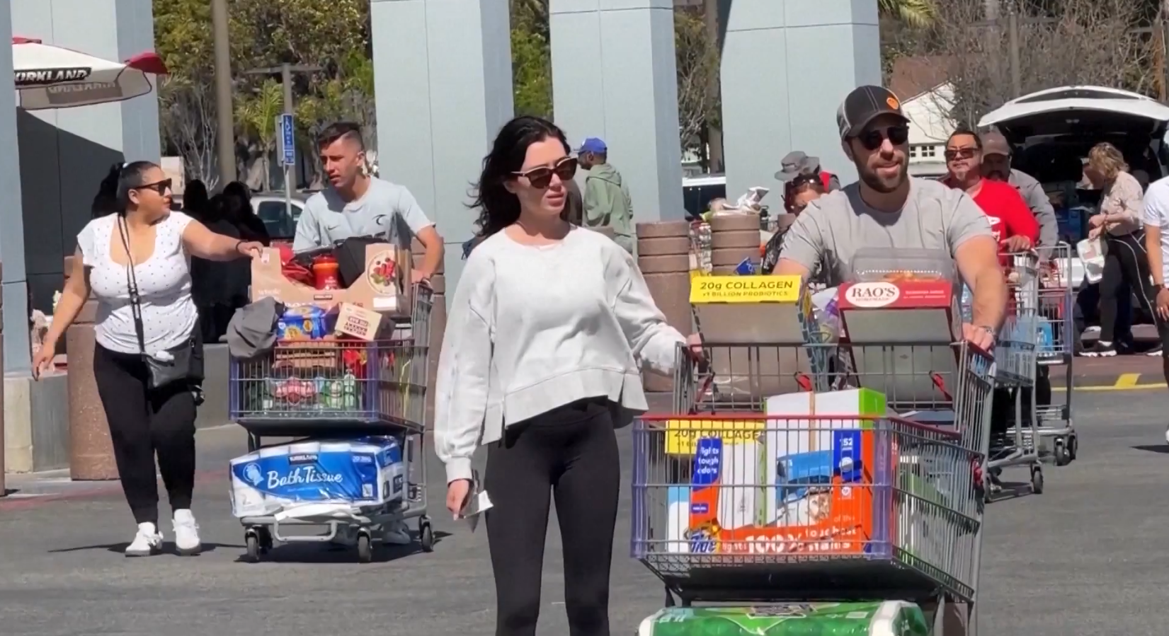 अमेरिकी अर्थतन्त्र संकुचित अवस्थामा