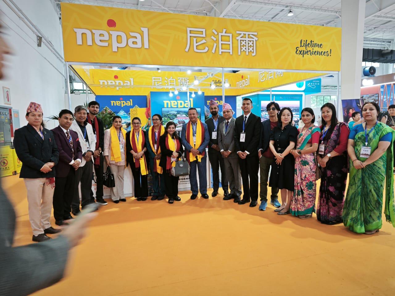 नेपालमा लगानी गर्न ऊर्जामन्त्री खड्काको आग्रह