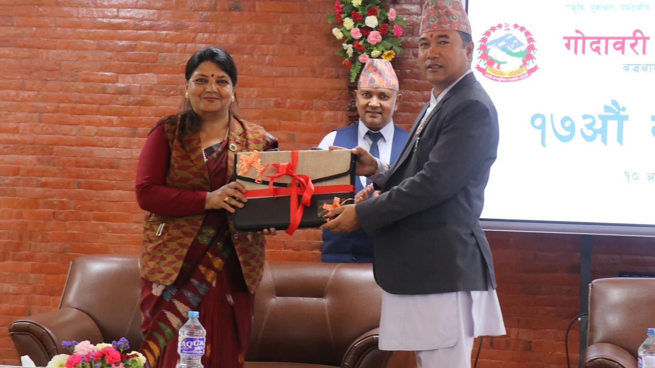 गोदावरी नगरपालिकाको नीति तथा कार्यक्रममा शिक्षा, स्वास्थ्य र वातावरणलाई शीर्ष प्राथमिकता