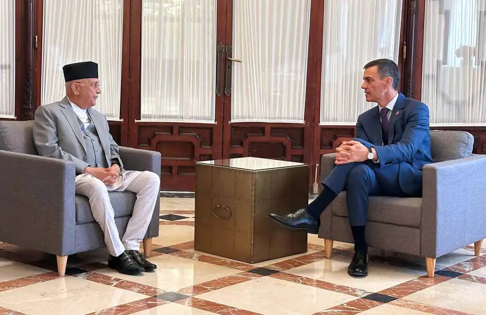 प्रधानमन्त्री ओली र स्पेनका प्रधानमन्त्री साञ्चेजबीच भेटवार्ता