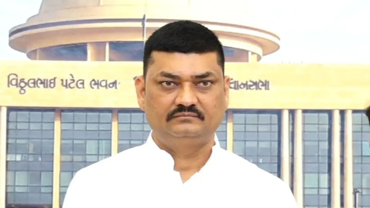 उपनिर्वाचन जितेर सांसद बन्नेबित्तिकै पार्टीका सबै पदबाट राजीनामा