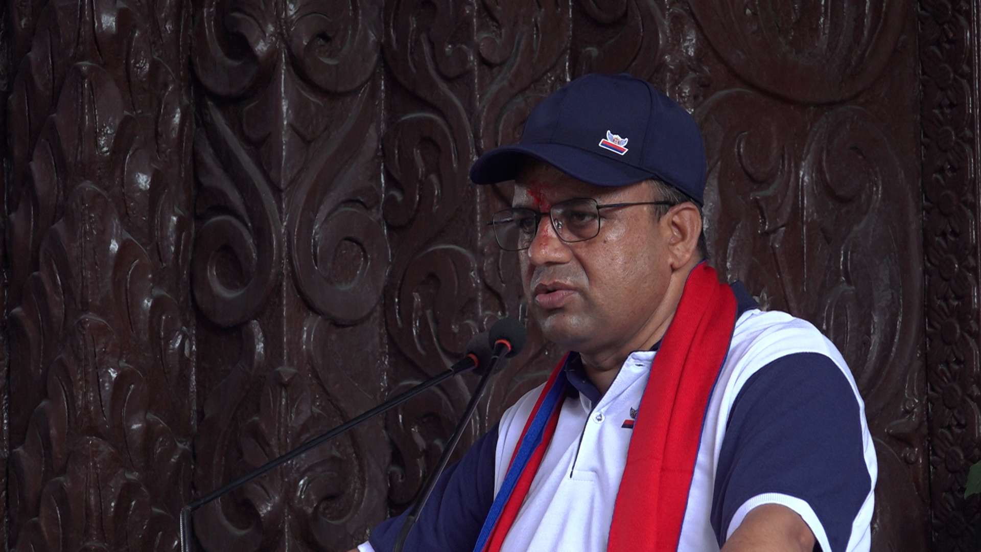 उड्डयन क्षेत्र व्यवस्थित नहुँदा पर्यटन क्षेत्र र अर्थतन्त्रमा असर परेको छ : मन्त्री पाण्डे