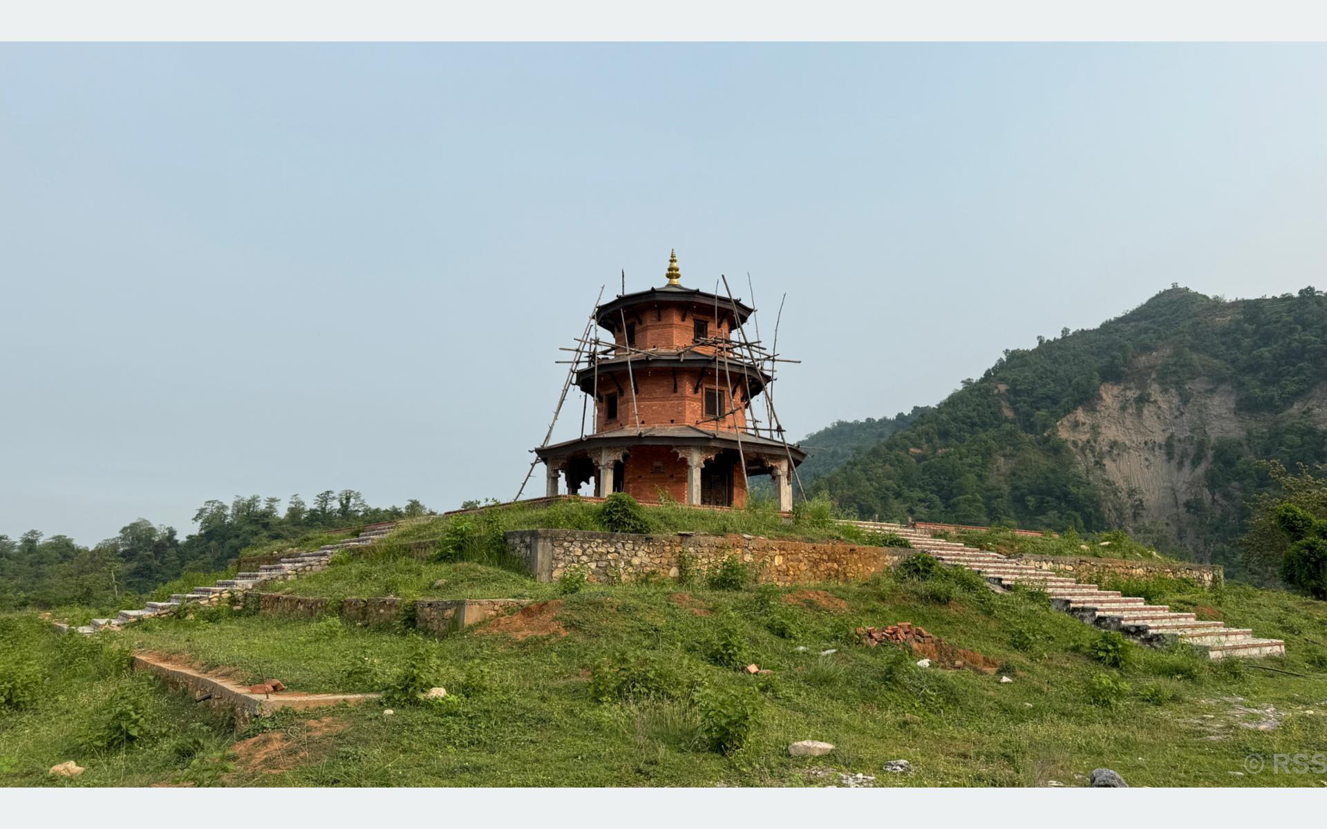 धार्मिक पर्यटकीय क्षेत्र घुमारी घाट ओझेलमा