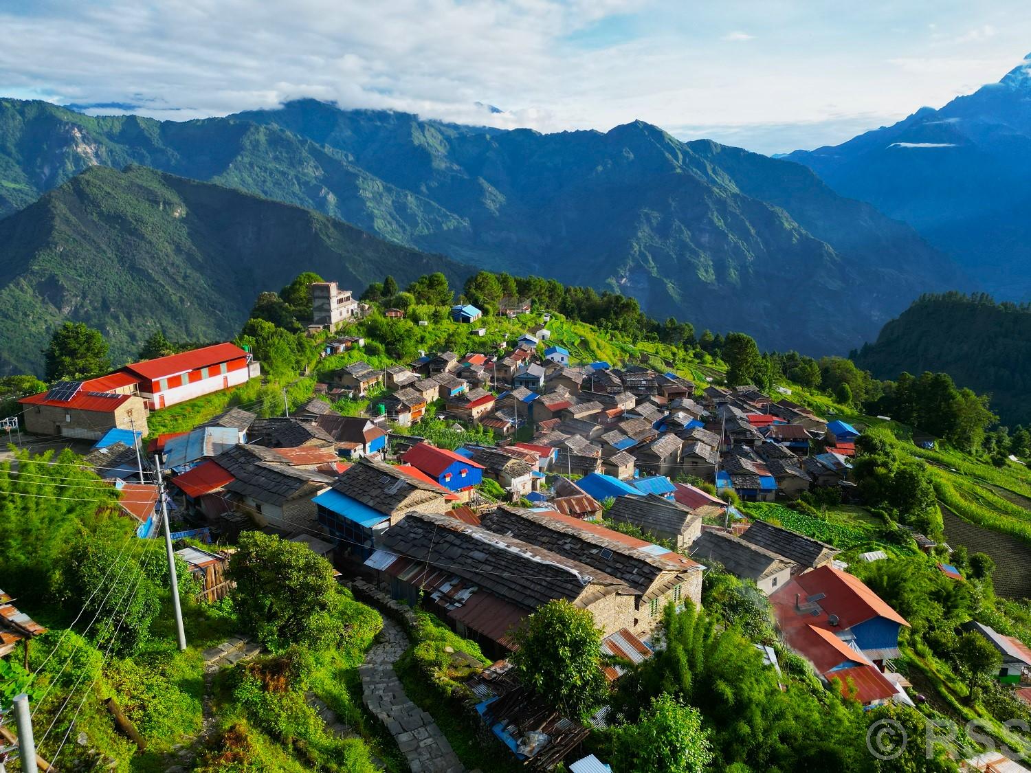 पर्यटकका पर्खाइमा म्याग्दीको टिकोट