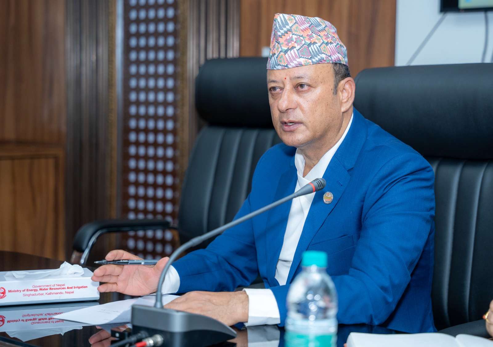 जनताको खेत सुक्दैछन्, गाग्री रित्तिँदैछन अब मन्त्रालय निस्क्रिय बस्दैन : मन्त्री खड्का