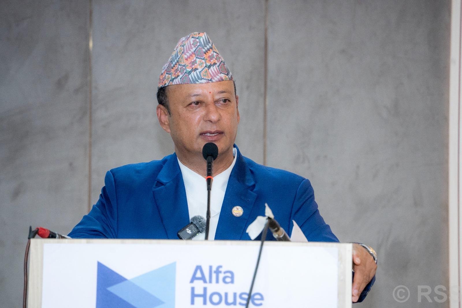 जनचाहनाअनुसार विद्युत् विकासको लक्ष्य प्राप्तिमा लागौं : मन्त्री खड्का