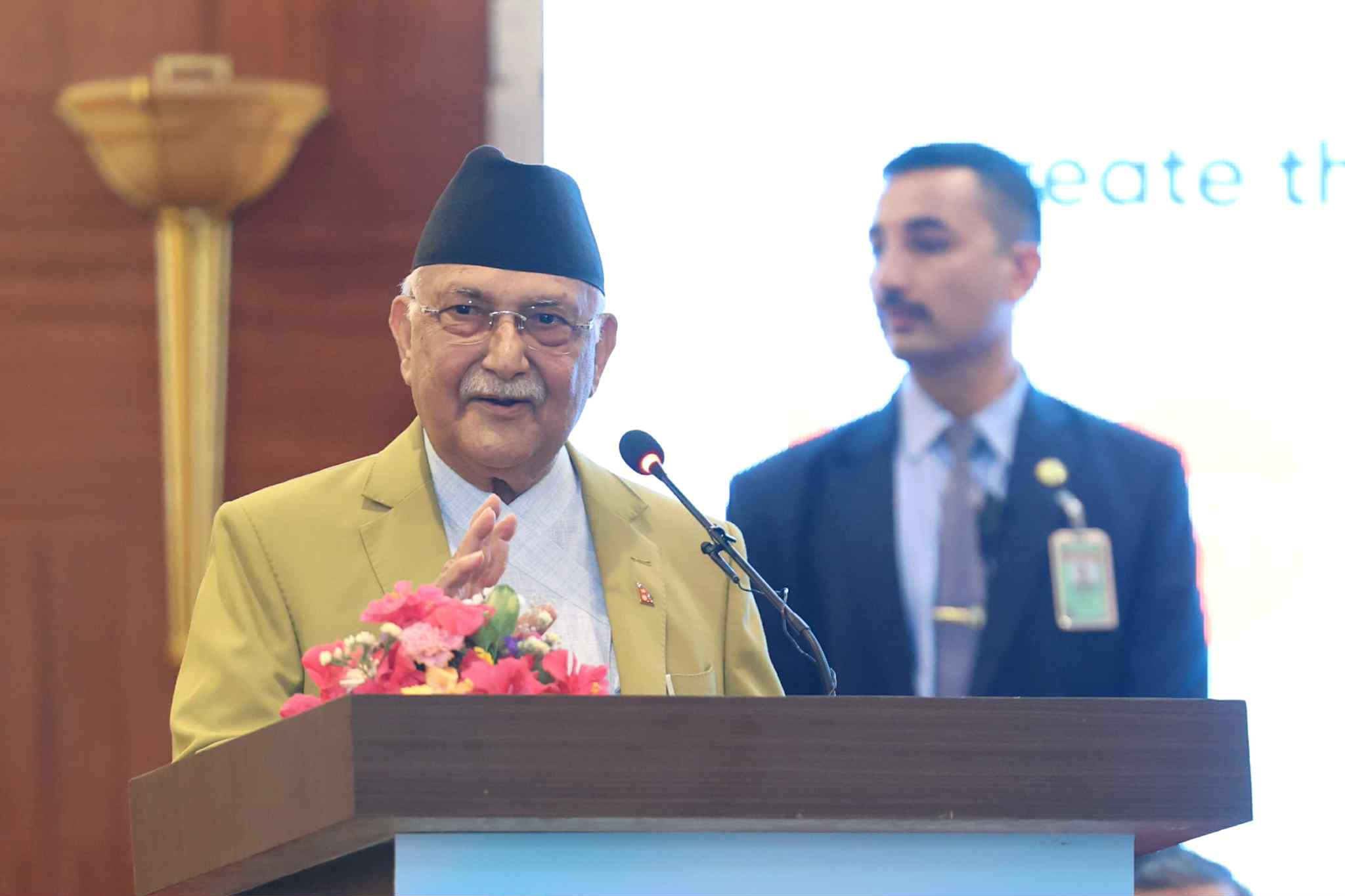 समयमा विवाह गरेर सन्तान उत्पादनमा लाग्न प्रधानमन्त्रीको आग्रह