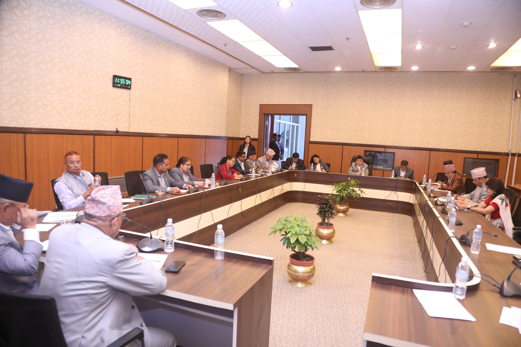 ‘कुलिङ अफ पिरियड’ प्रकरणमा छानबिन समितिका यी हुन् ७ सदस्य