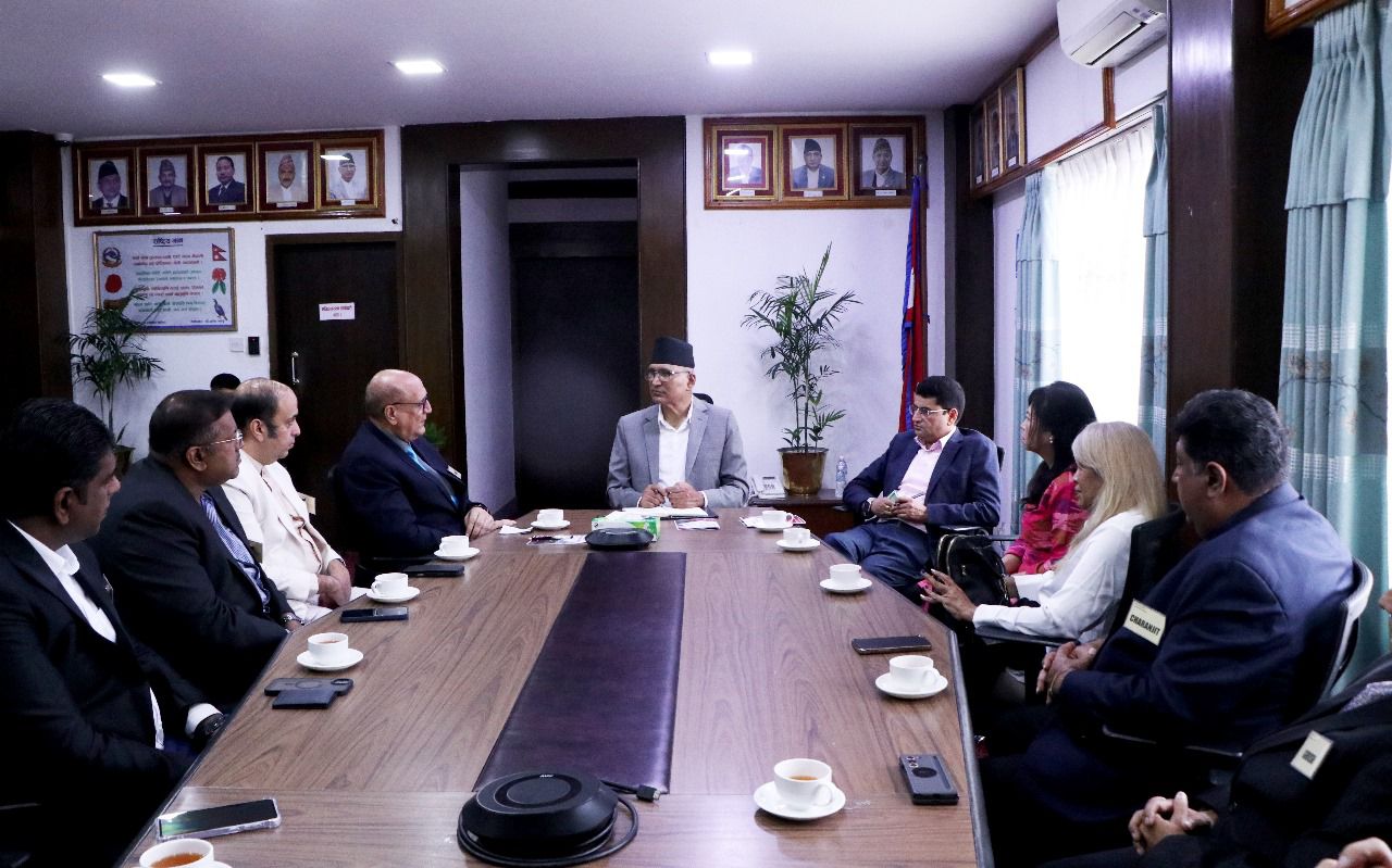 भौतिक पूर्वाधार र पर्यटनमा लगानी गर्न मलेसियाका लगानीकर्तालाई आग्रह