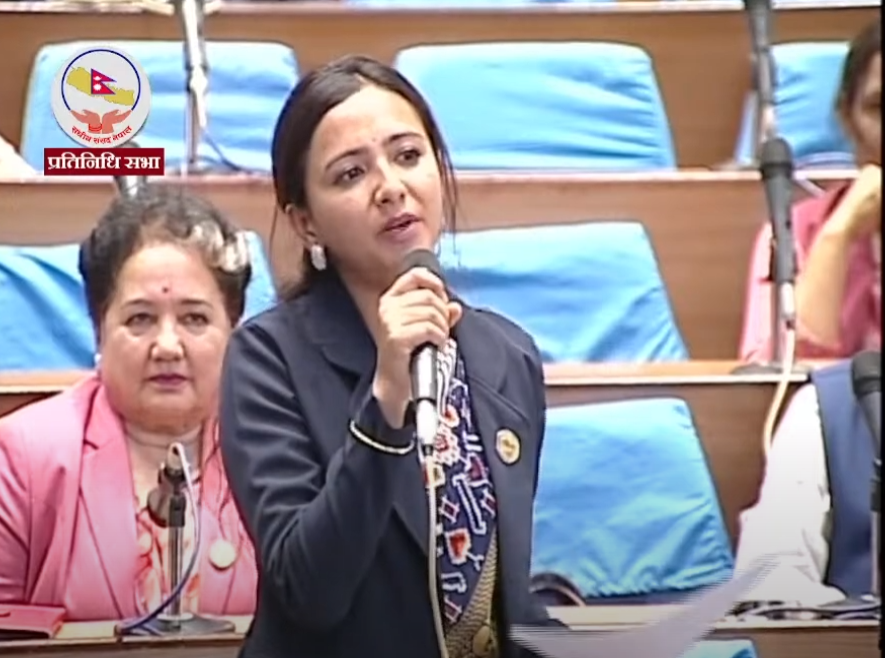 सरकार दमनकारी शैलीमा चलिरहेको छ : सांसद कार्की