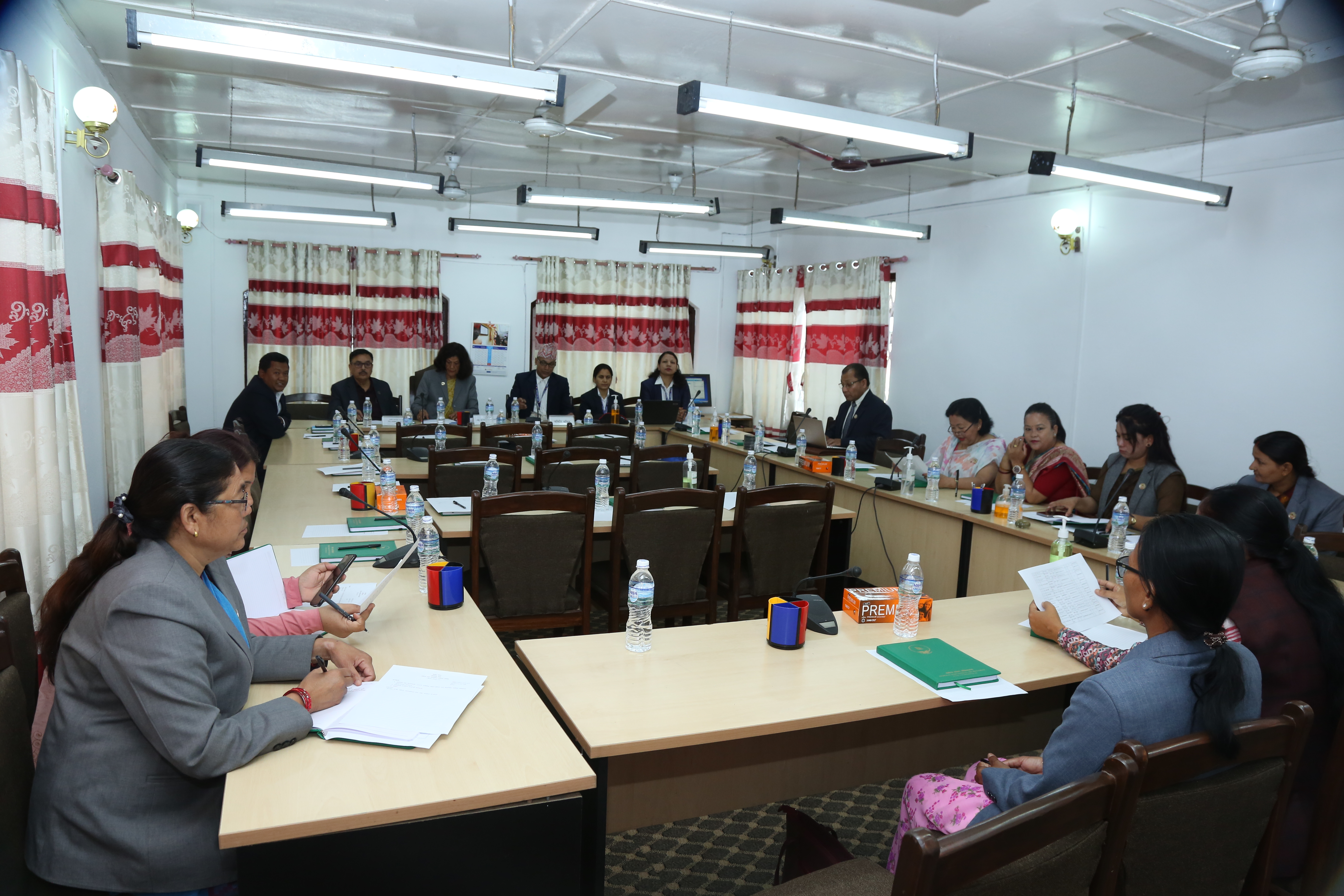 महिला तथा सामाजिक मामिला समितिको बैठक बस्दै