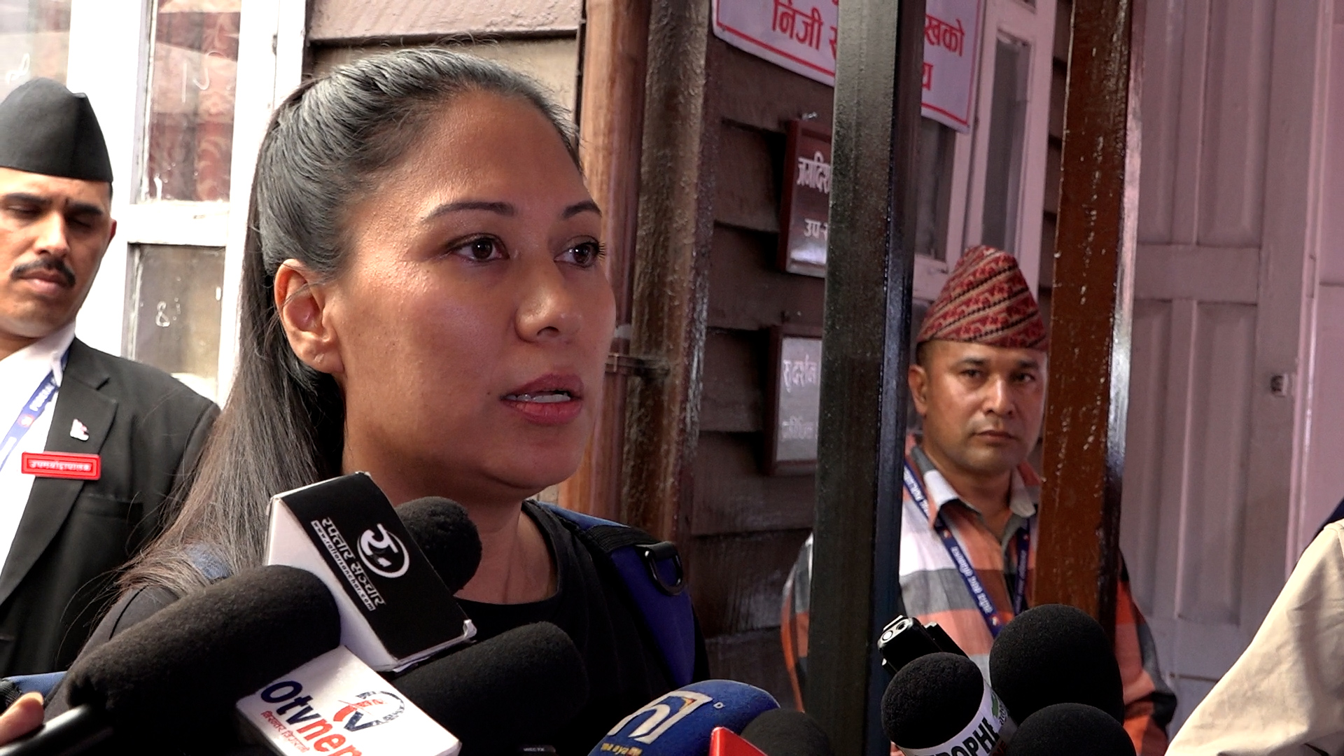 सांसदले गल्ती गर्ने अनि कर्मचारीहरुलाई दोष देखाउने प्रबृत्ति गलत छ : सुमना श्रेष्ठ