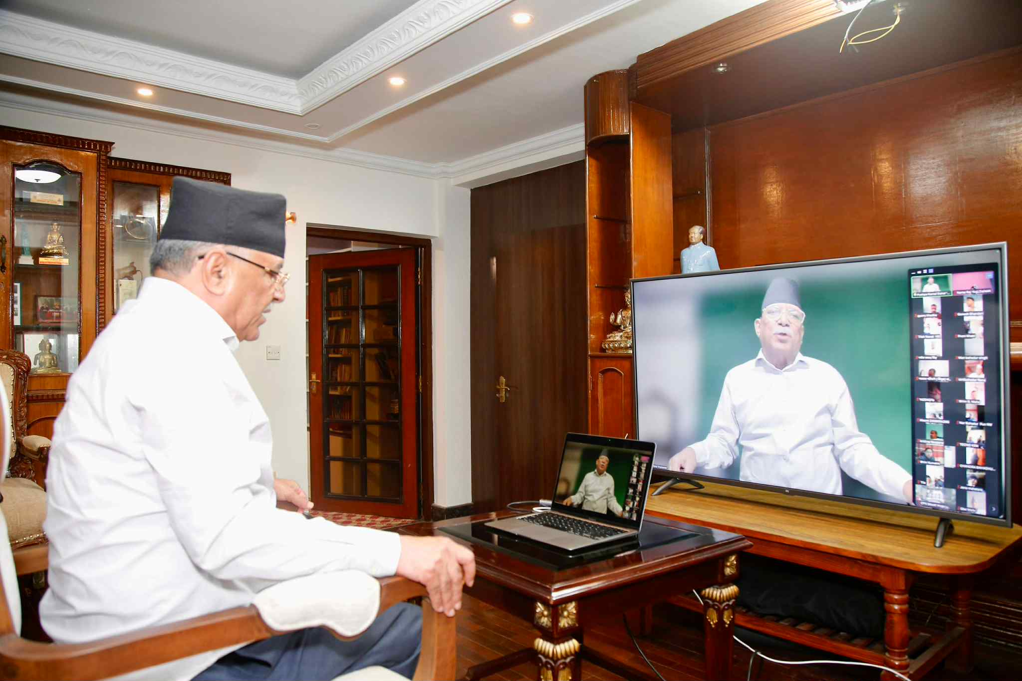 प्रचण्ड भन्छन्-पार्टीमा गुटबन्दी गर्न दिन्न