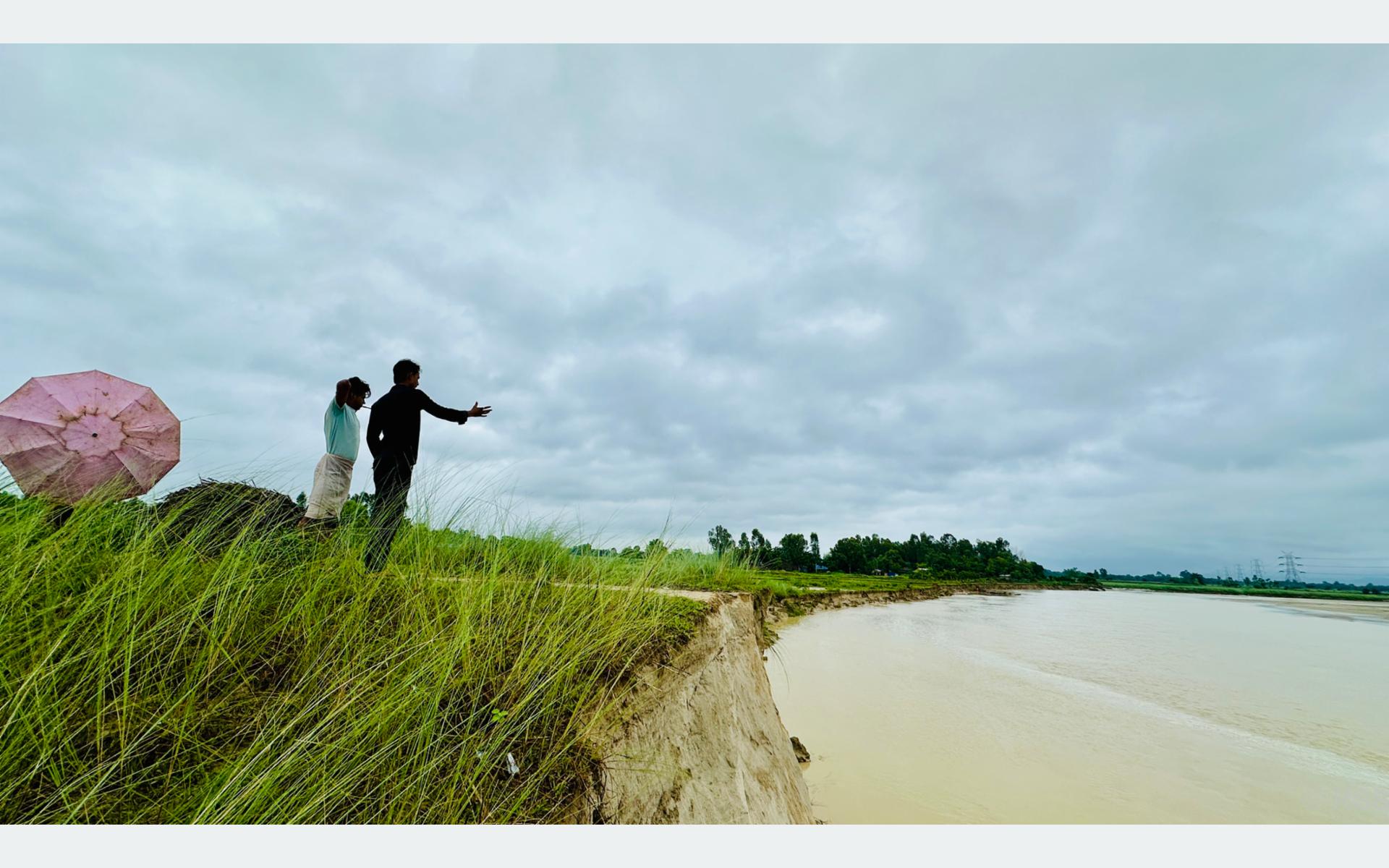 बलान नदीको कटानले सुन्दरपुर बस्ती जोखिममा