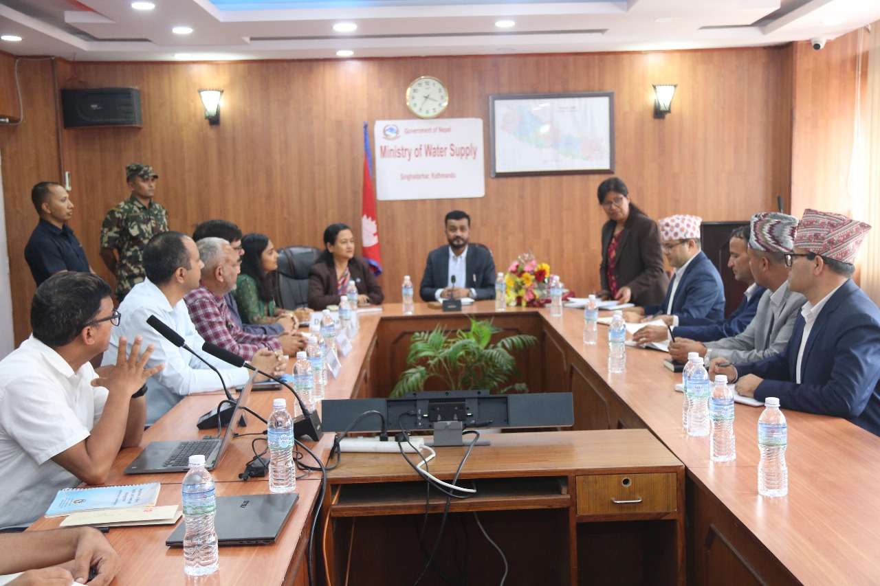 मन्त्री यादव र भारत विज्ञ टोलीहरूबीच मधेसको खानेपानी समस्या समाधानका लागि छलफल