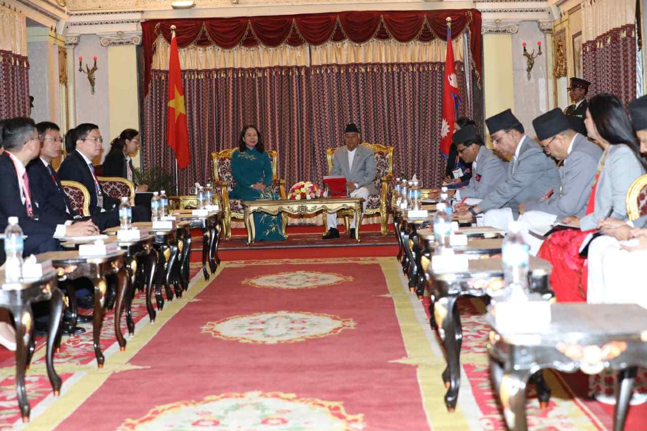 राष्ट्रपति पौडेल र भियतनामका उपराष्ट्रपति वो थि आन्ह सुआनबीच भेटवार्ता