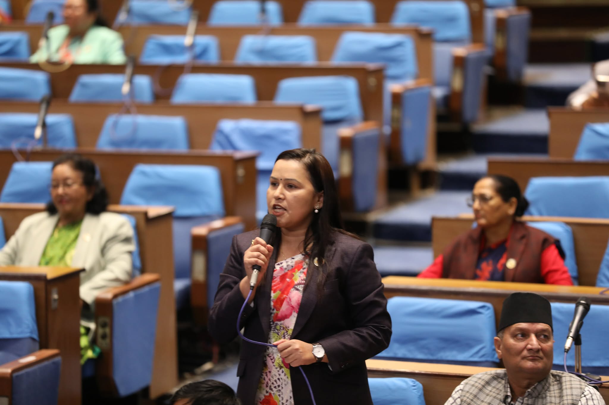 सदनमा सांसदको प्रश्न-बहुविवाहलाई मान्यता दिनेगरी कानुन बन्न लागेको हो ?