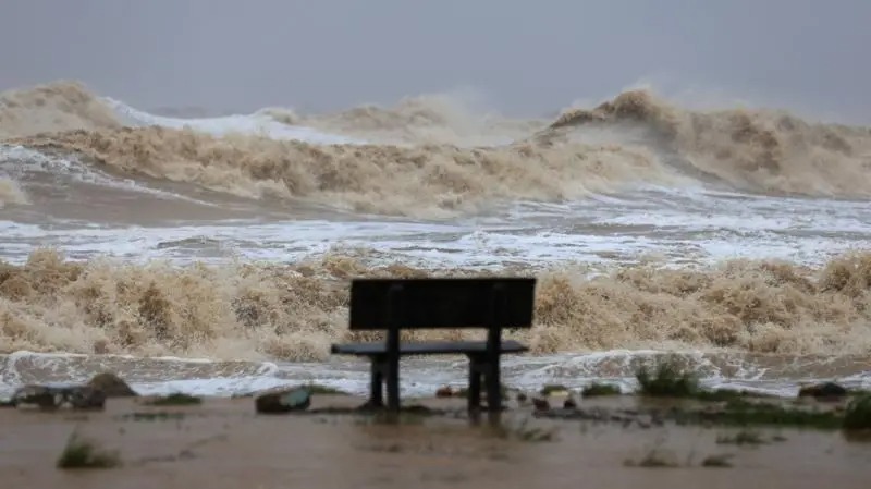 भियतनाममा आँधीका कारण अवस्था गम्भीर, ५ लाखभन्दा बढीलाई घर खाली गर्न आदेश