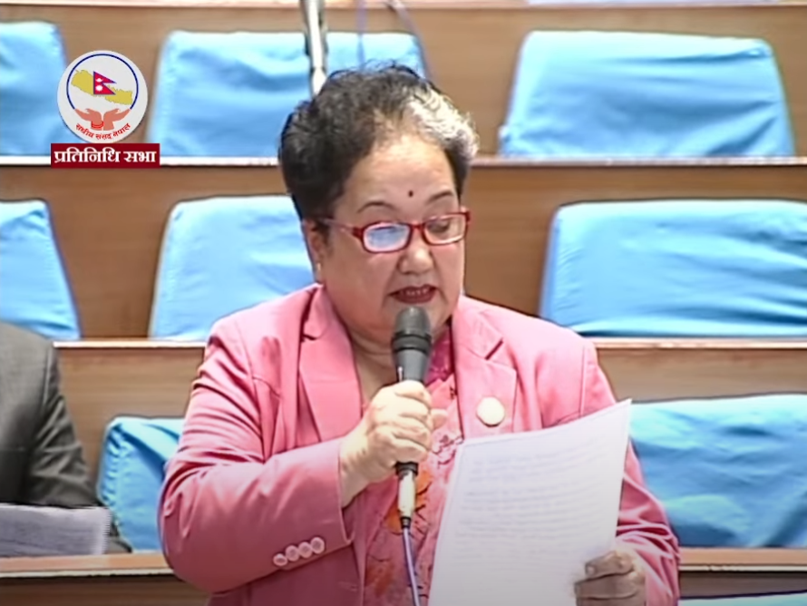 प्रधानमन्त्रीले ‘शुसासन’को कुरा गर्नु अघि आफ्ना मन्त्रीमाथि छानविन गर्नुहोस् : सांसद कार्की