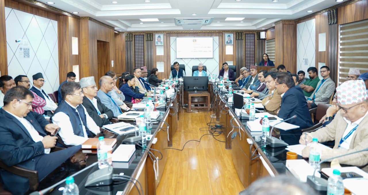 कार्यप्रगति देखिनेगरी ठूला आयोजनालाई अगाडि बढाउनुपर्छ: ऊर्जामन्त्री खड्का