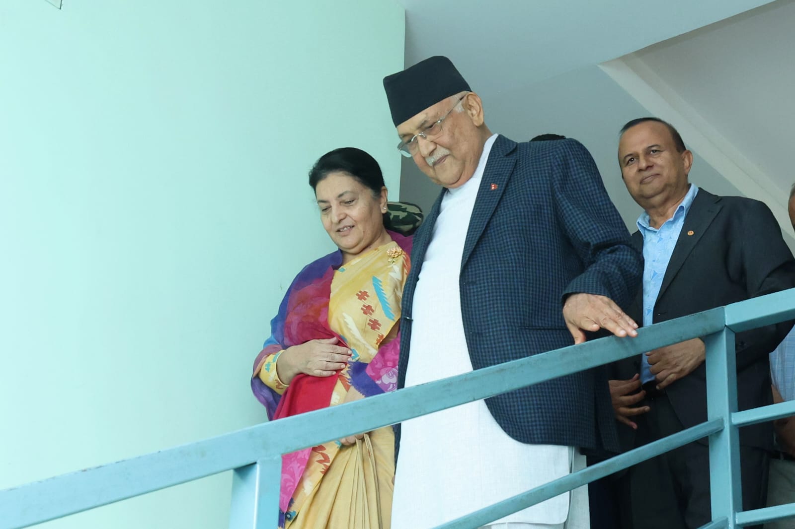 ओलीले भने-विद्याजीलाई अध्यक्ष दिन सकिँदैन, चुनाव भए हार्नुहुन्छ