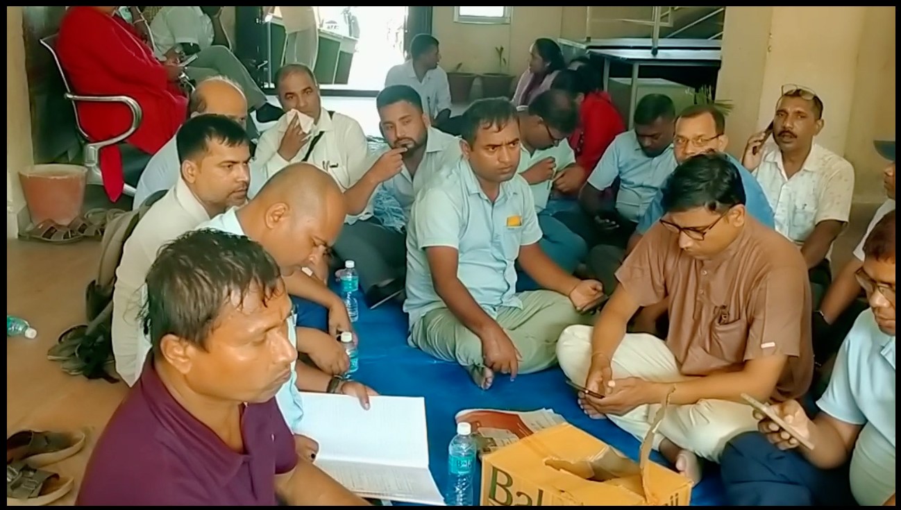 शिक्षक महासंघद्वारा जनकपुरधाम उपमहानगरपालिकामा धर्ना