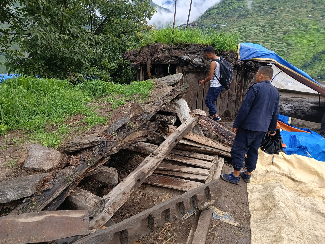 वर्षाका कारण मुगुमा नौ घर भत्किए, पीडितको विचल्ली