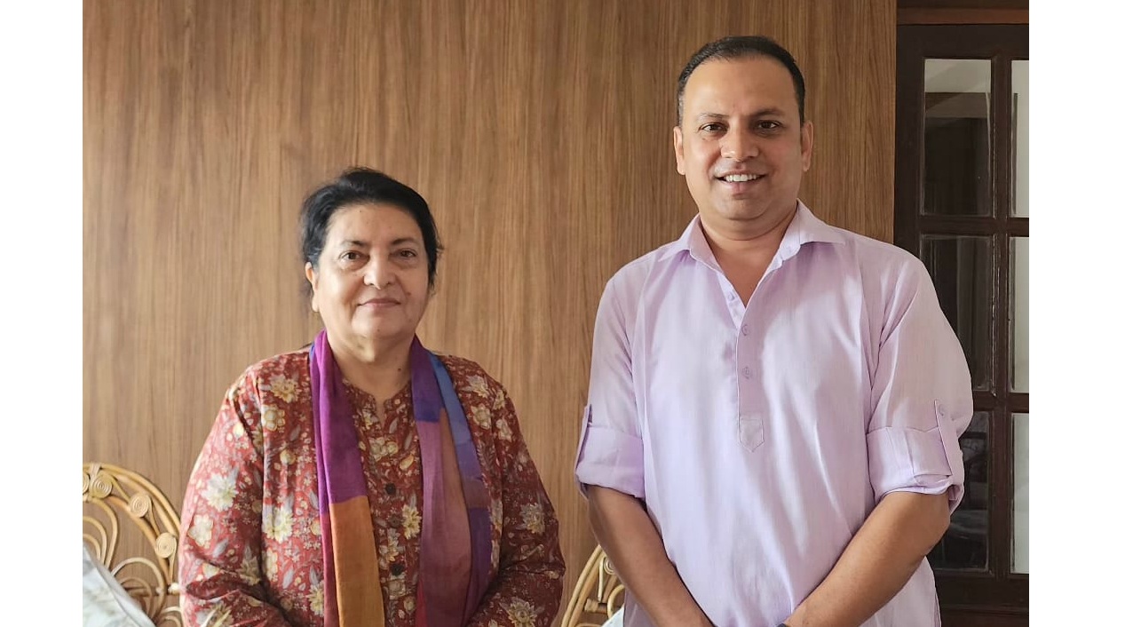 पूर्वराष्ट्रपति भण्डारी र प्रवक्ता झाबीच भेटघाट