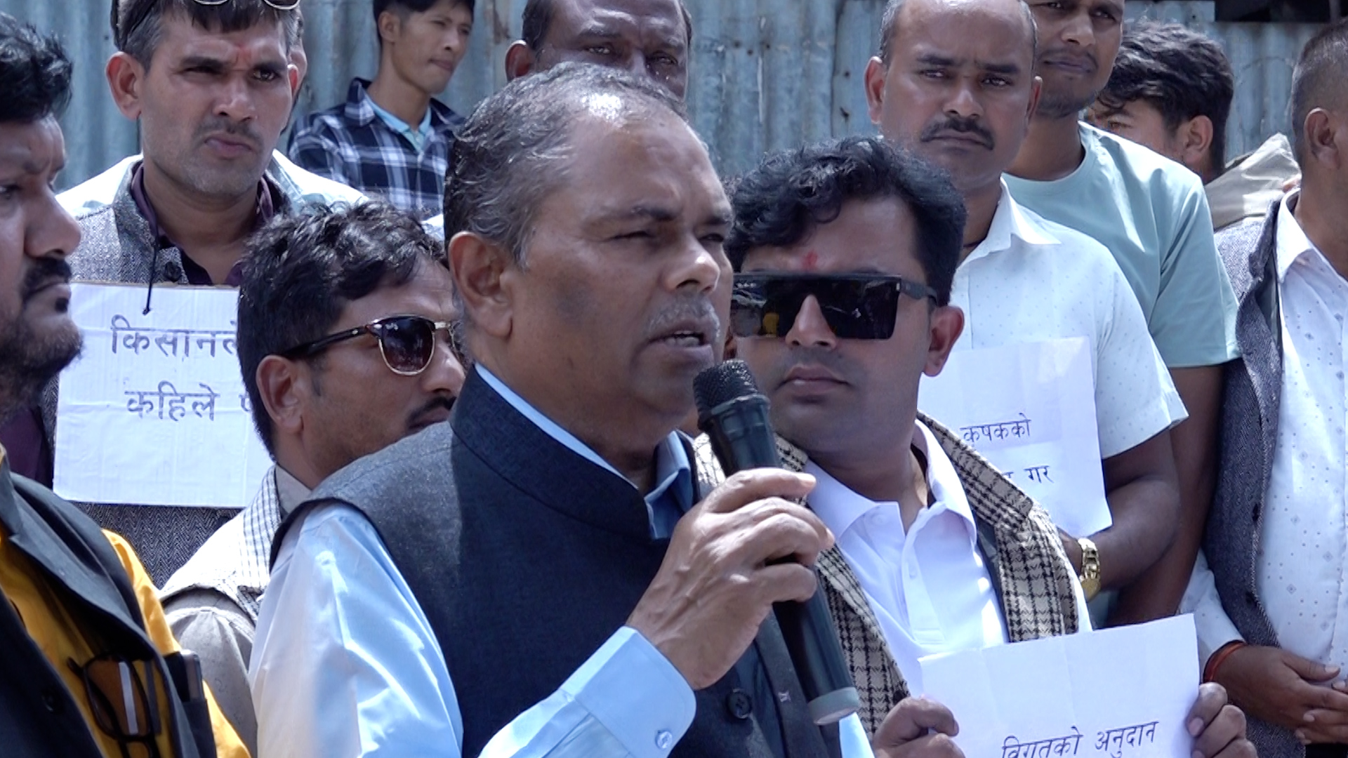 तराईका किसानको अनुहार मन नपर्ने भएपछि पेल्न खोज्छन् : उपेन्द्र यादव