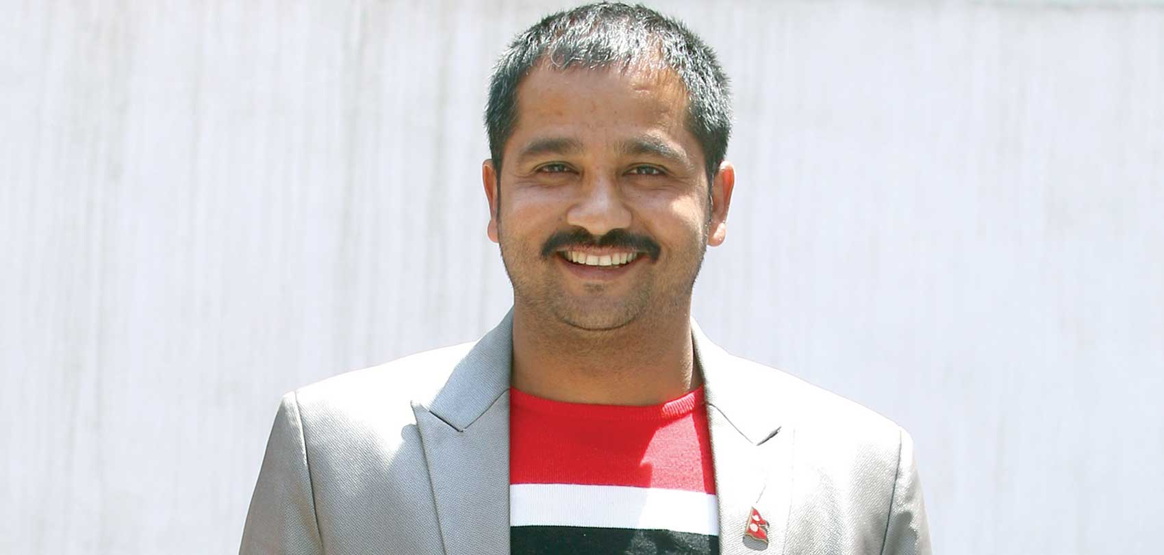 नेता महरविरूद्ध मुद्दा दर्ता