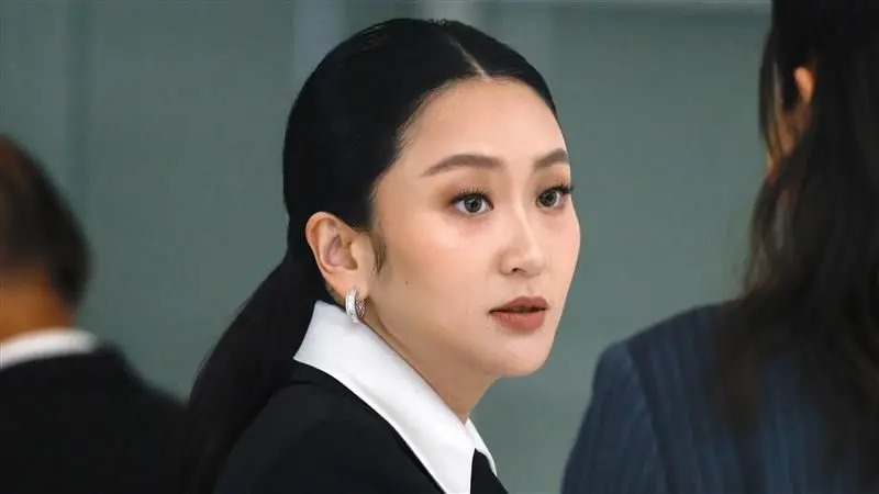 थाइल्याण्डको संवैधानिक अदालतले पाटोङ्टार्न सिनावात्रालाई प्रधानमन्त्री पदबाट हटायो