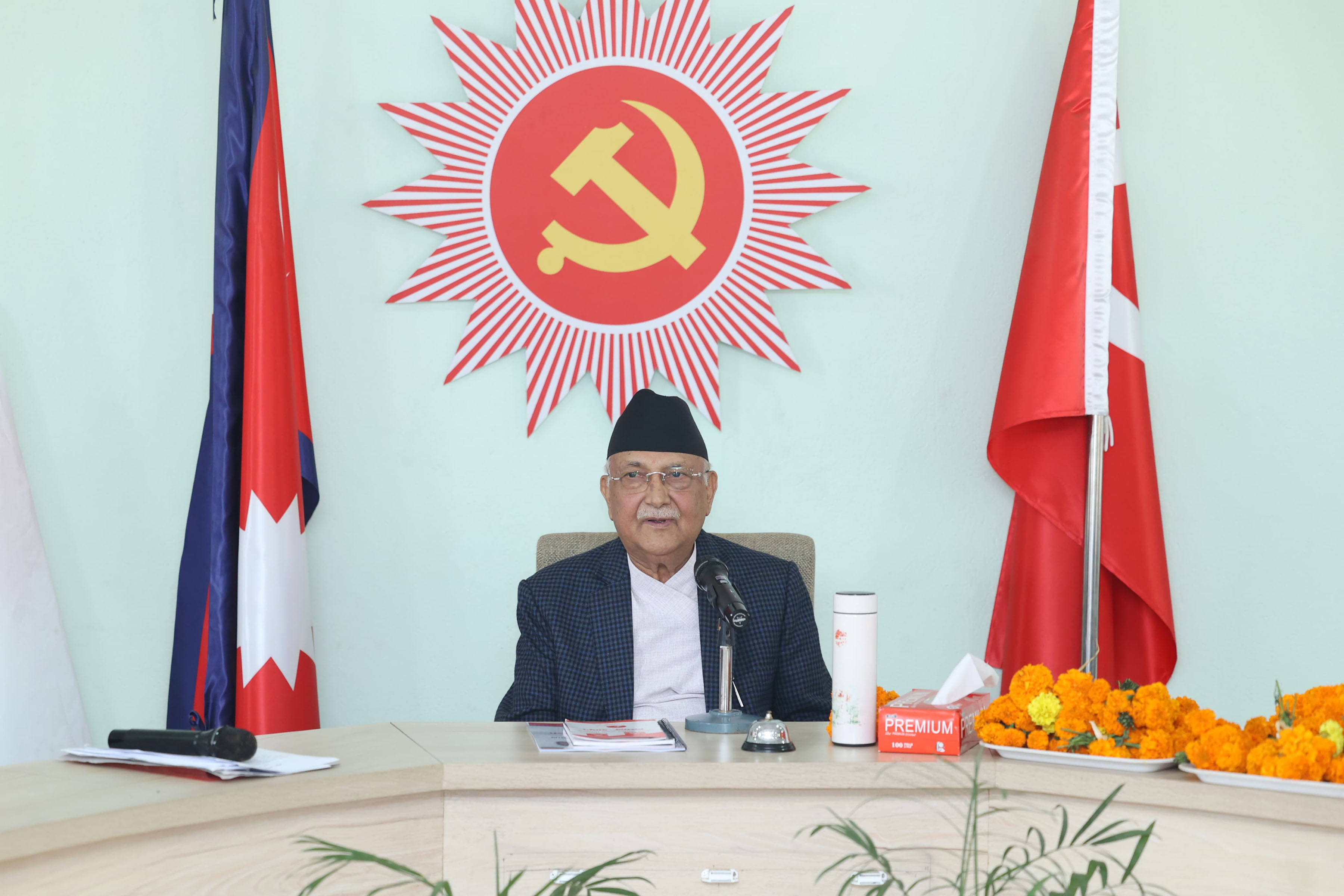 पार्टी सम्बद्ध प्रतिष्ठान र फाउन्डेशन पार्टी विपरीत प्रयोग हुनु हुँदैनः अध्यक्ष ओली