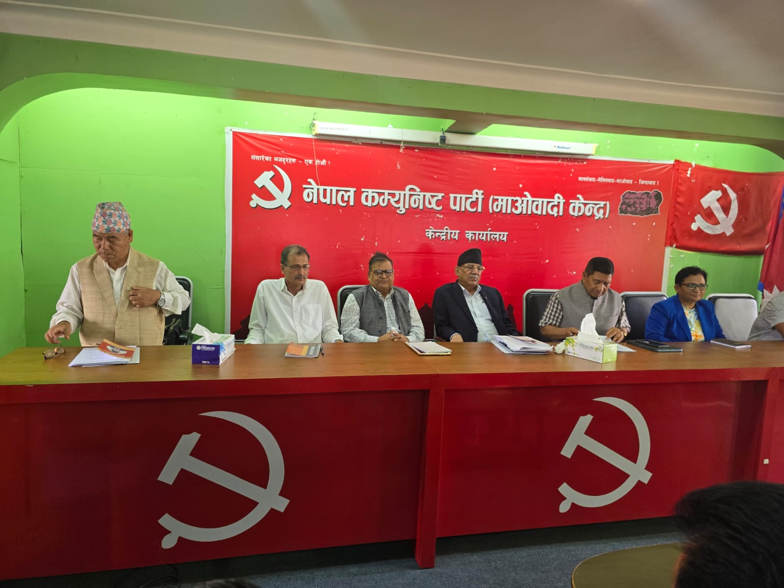 यस्ता छन् माओवादी स्थायी समिति बैठकबाट पारित भएका २६ बुँदे प्रस्तावहरु