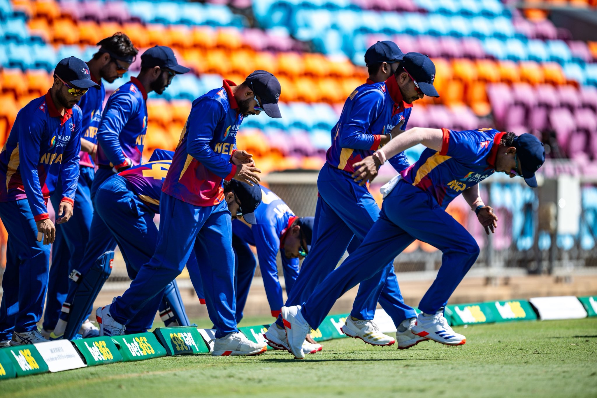 नेपालद्वारा मेलबर्न रेनेगेड्स एकेडेमीलाई एक सय ४० रनको लक्ष्य