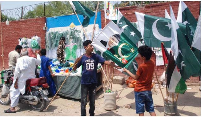 पाकिस्तानमा स्वतन्त्रता दिवस मनाउने क्रममा ३ को मृत्यु, ६४ घाइते