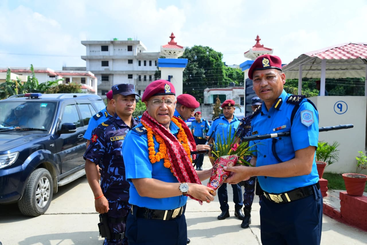 एआईजी केसी अचानक जिल्ला प्रहरी कार्यालय रौतहटमा