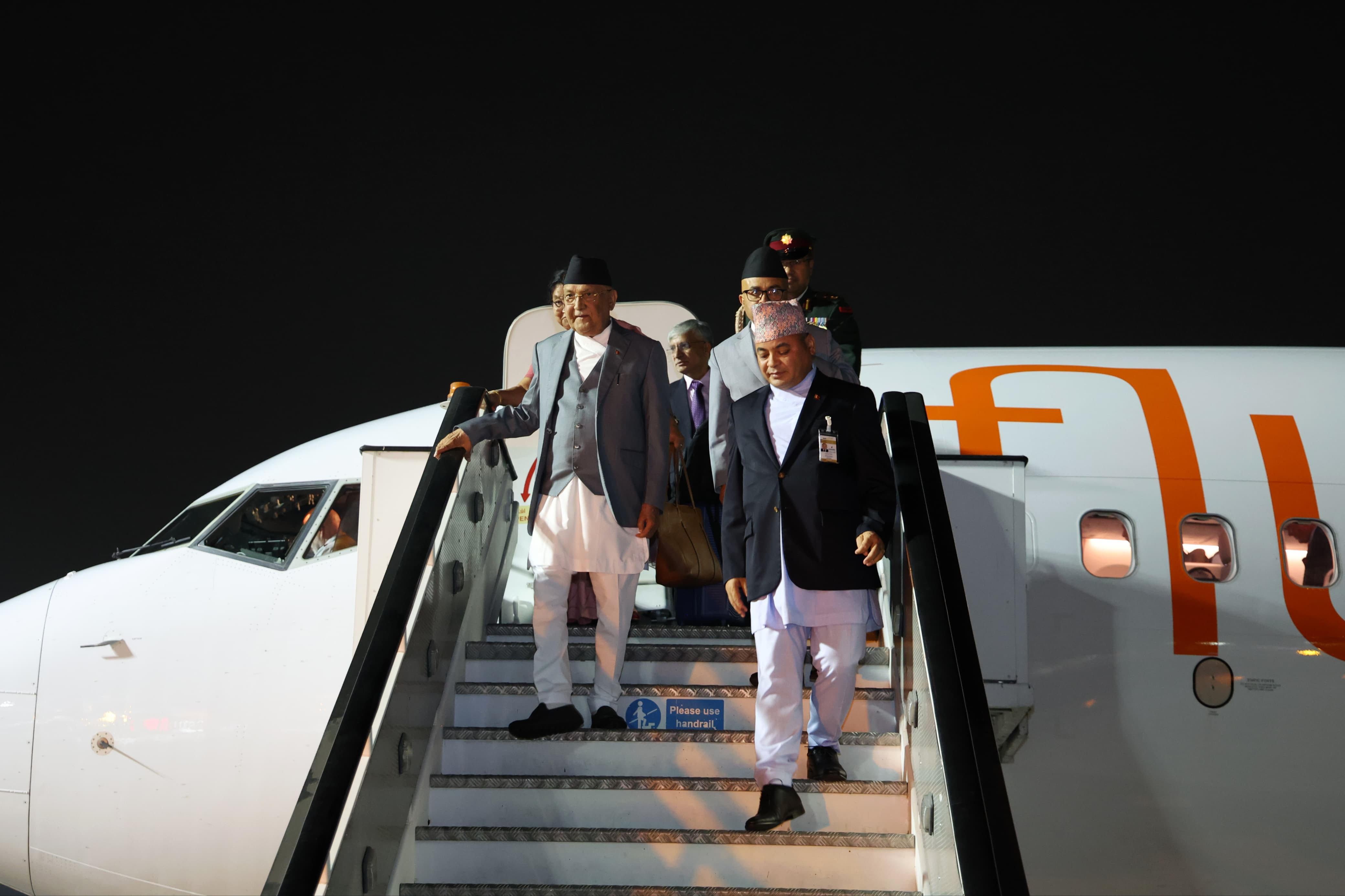 प्रधानमन्त्री दुबईमा