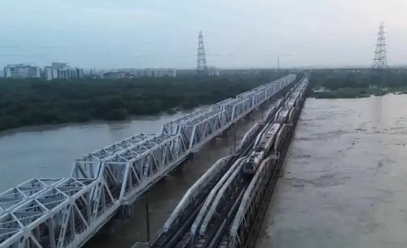 दिल्ली डुबानमा, यमुनाको पानीको स्तर २०६.८३ मिटर पुग्यो