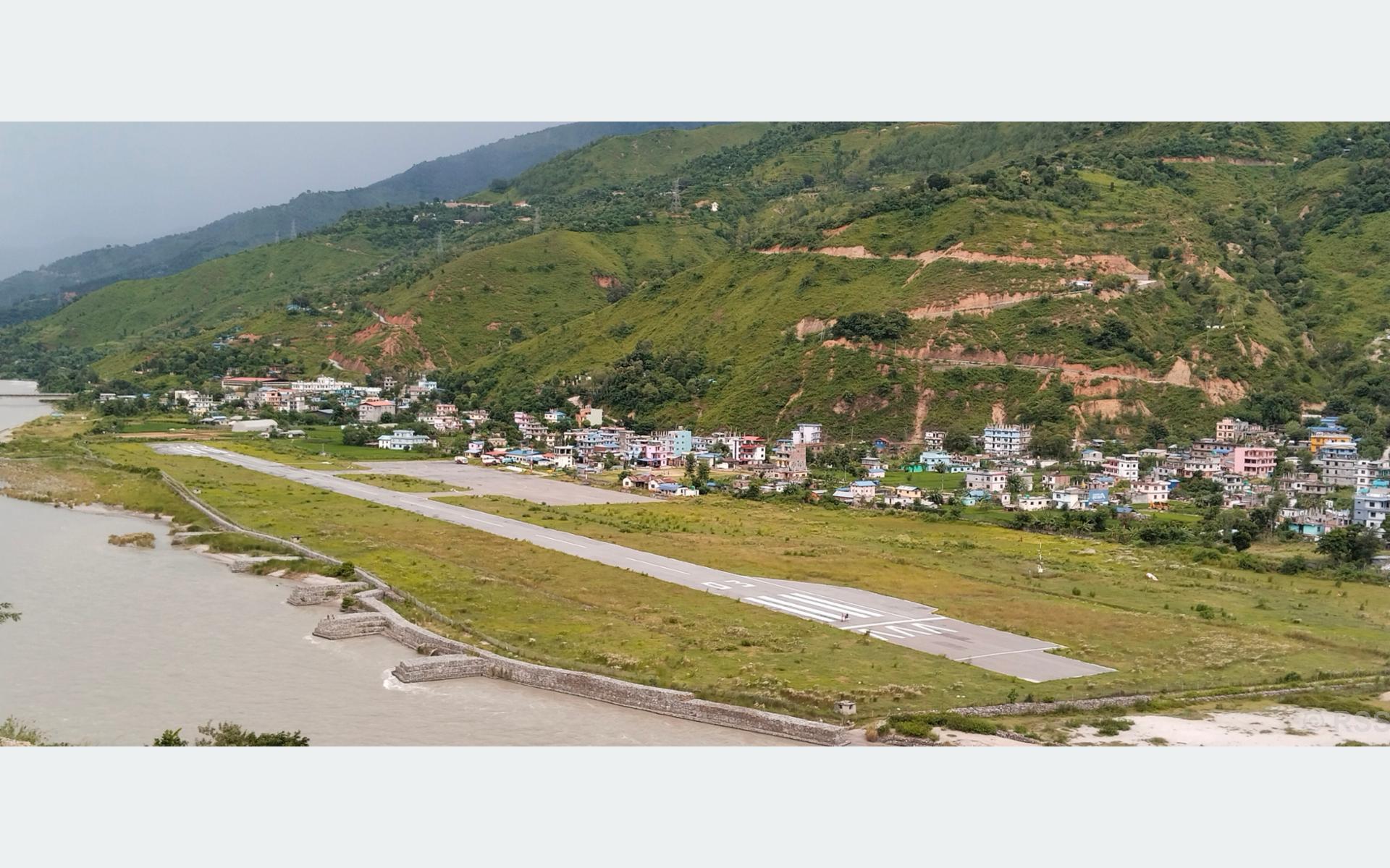 सुनसान छ रामेछाप विमानस्थल