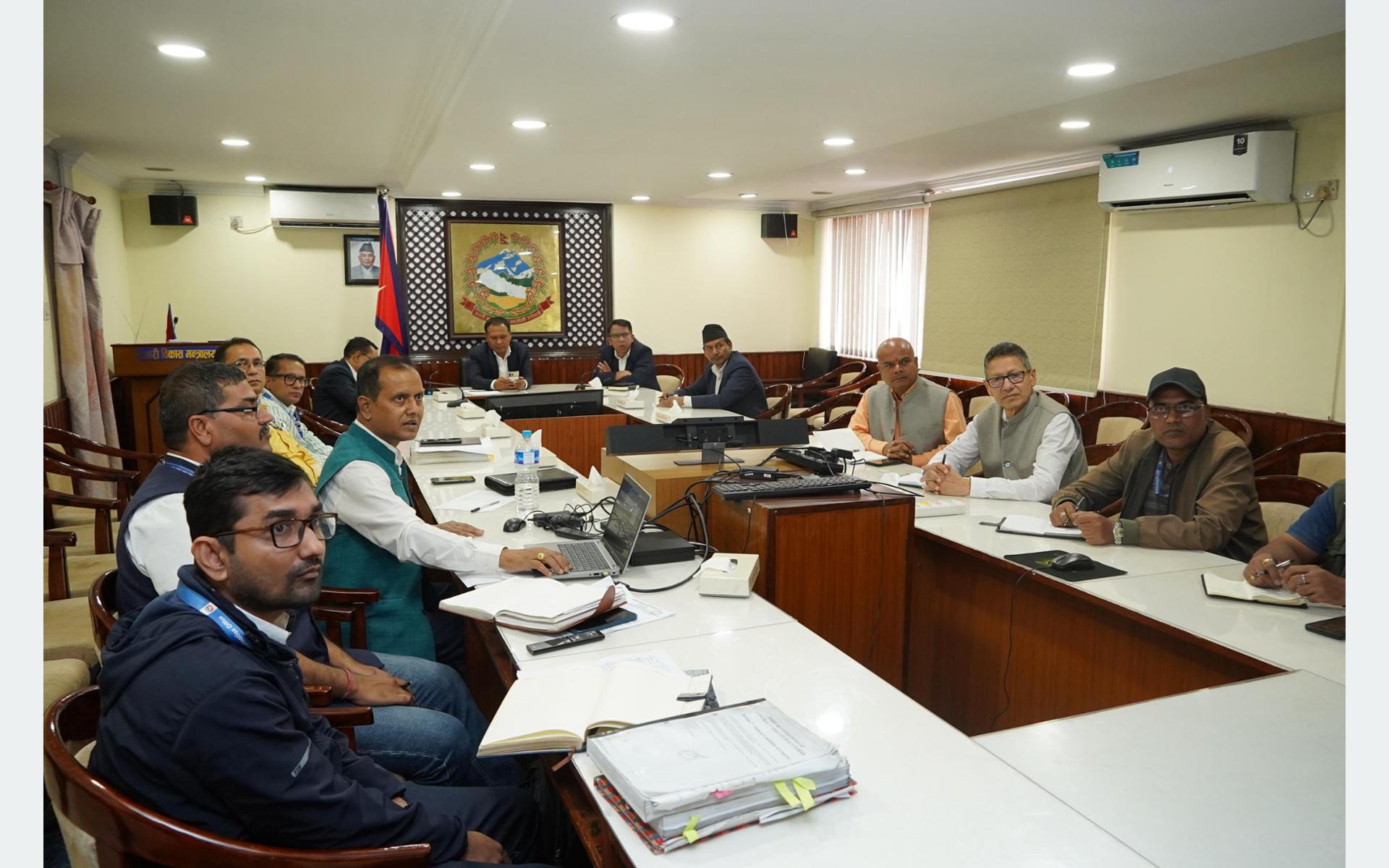 ‘जीर्ण आयोजनाका ठेक्का तोडिने’