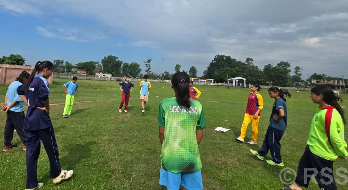 शुक्लाफाँटामा क्रिकेट : फुटेको पिचमै फुल्दै आशाको सपना