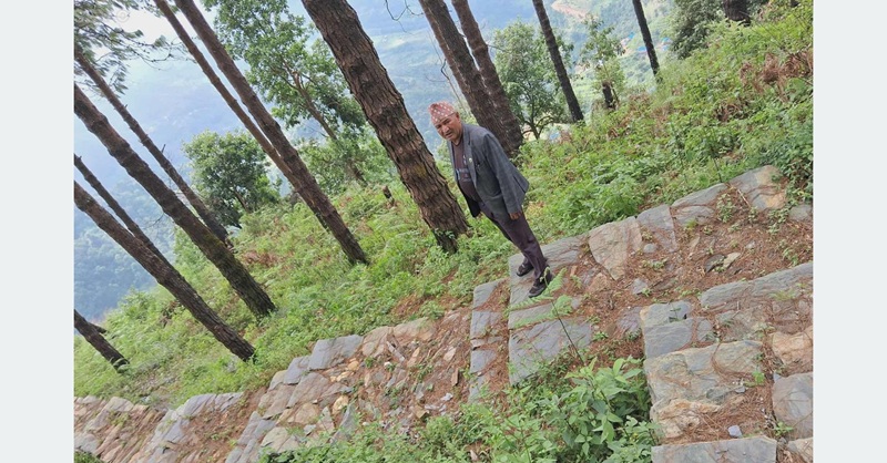 फलामखानी सञ्चालन गर्न पदमार्ग निर्माण