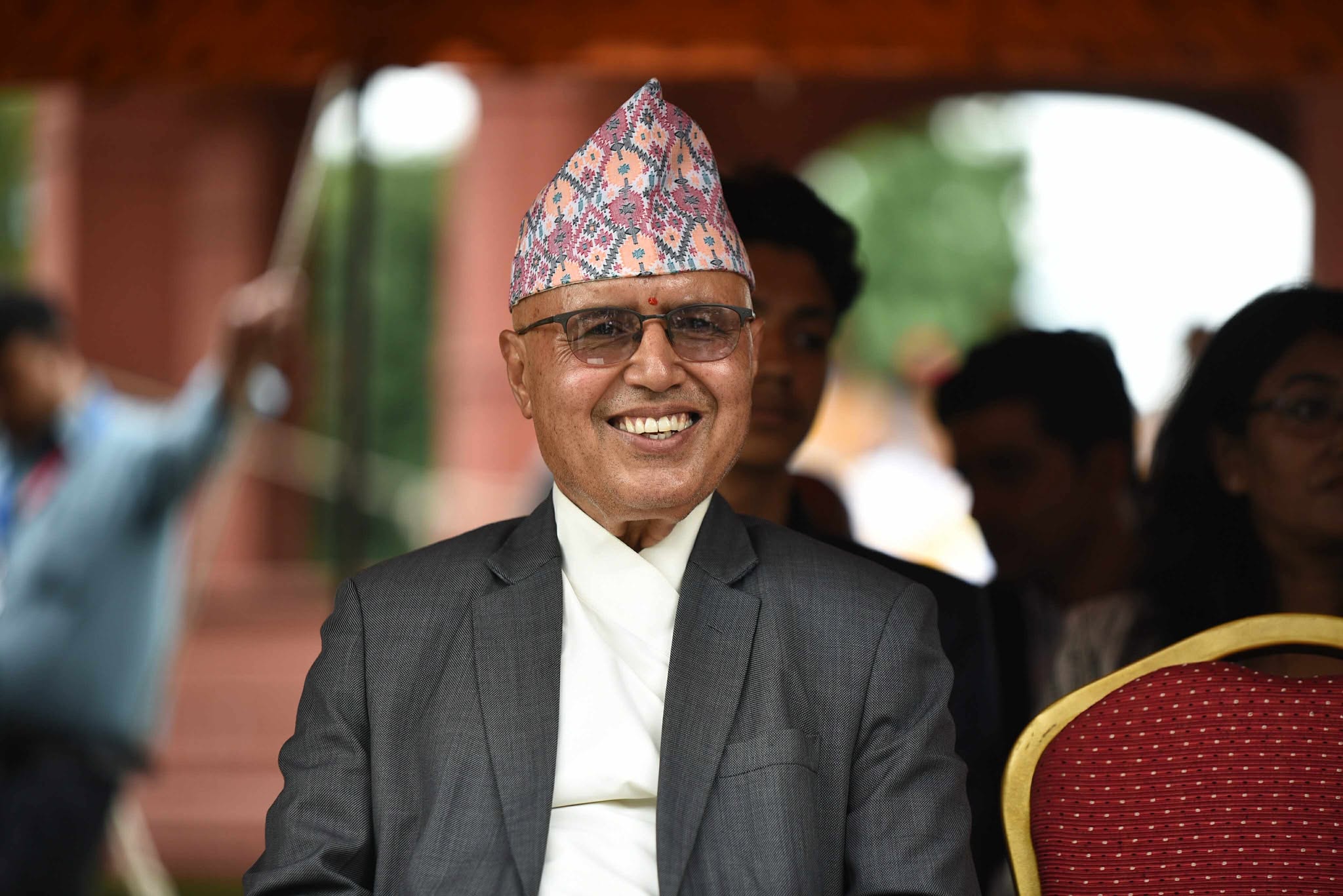 रामेश्वरलाई कठिन समयमा अर्थ मन्त्रालयको बागडोर