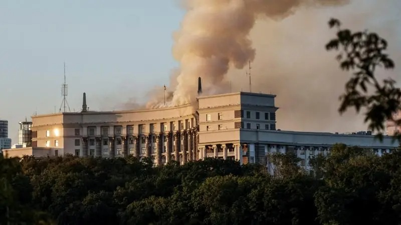 रुसले युक्रेनमा ८०० भन्दा बढी ड्रोन-मिसाइल प्रहार गरेको दाबी