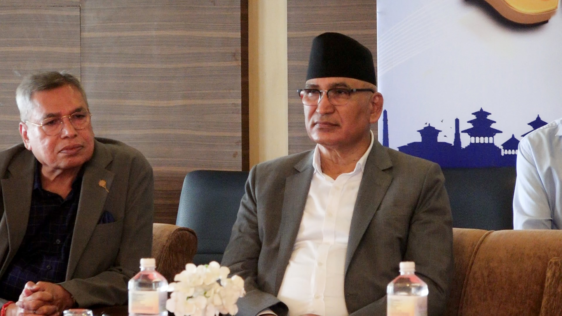 सरकारको कमीकमजोरी देखाउने र आलोचना गर्ने छुट सबैलाई छ : अर्थमन्त्री