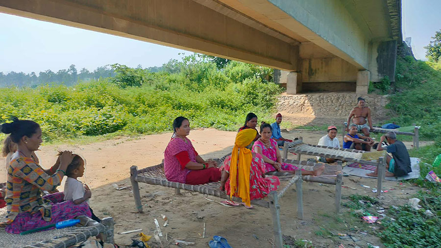 वनहराका भूमिहीनलाई दशैंले छोएन